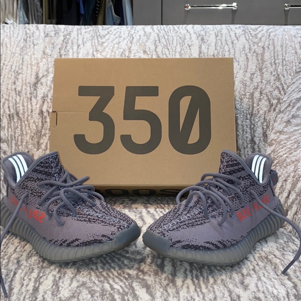 Yeezy Boost 350 v2